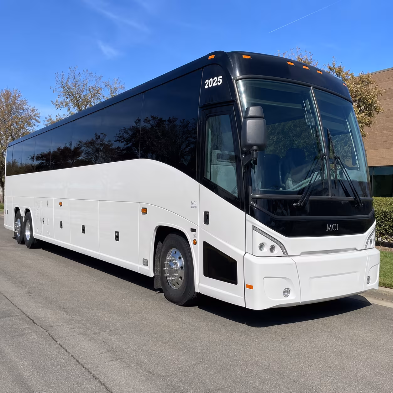 yorba linda wedding special event shuttles that keep every guest together